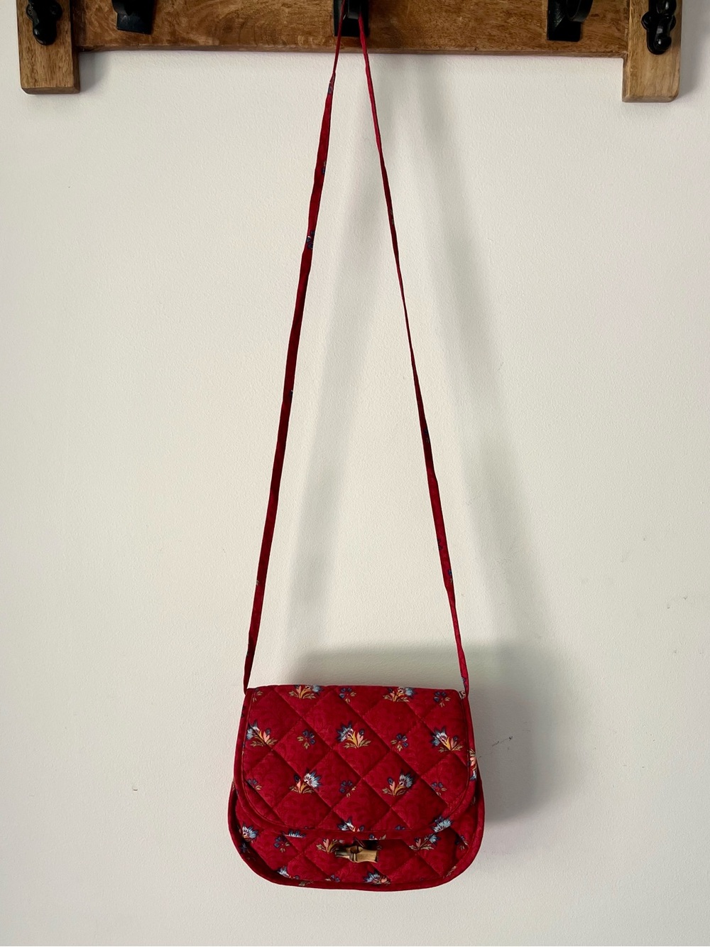 Vintage Les Olivades Quilted Floral Crossbody Bag Red French Provincial